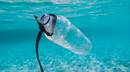 17-47 milioi tona plastiko isuri dira Ozeano Atlantikora